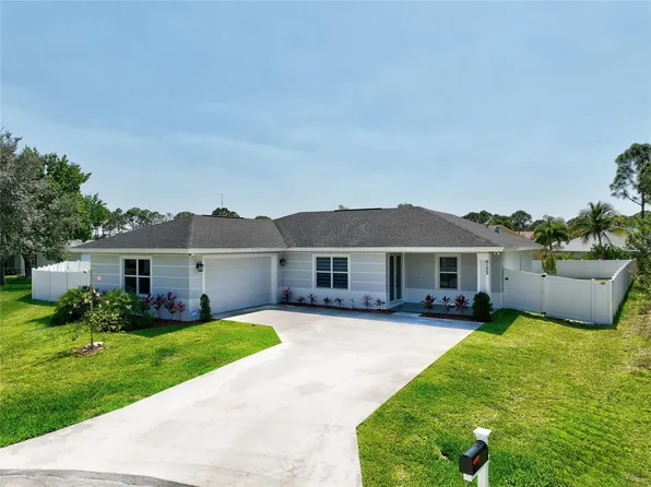 6132 NE Drophy Court, Port St Lucie, FL 34986