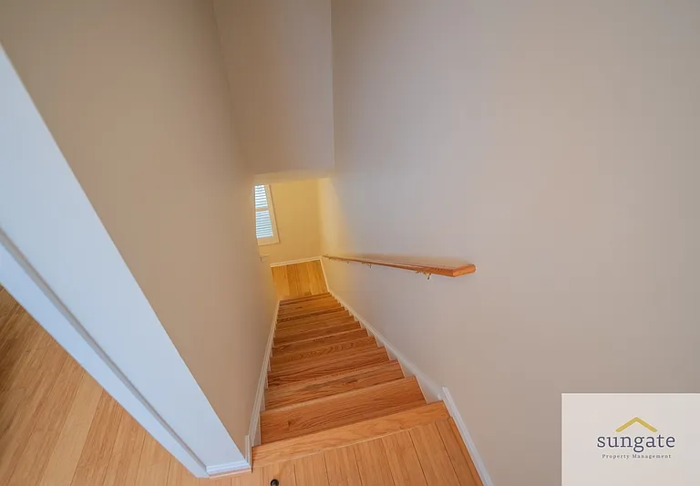 104 N Dallas St — Photo 17