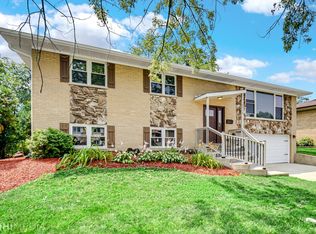 6512 Forestview Dr, Oak Forest, IL 60452