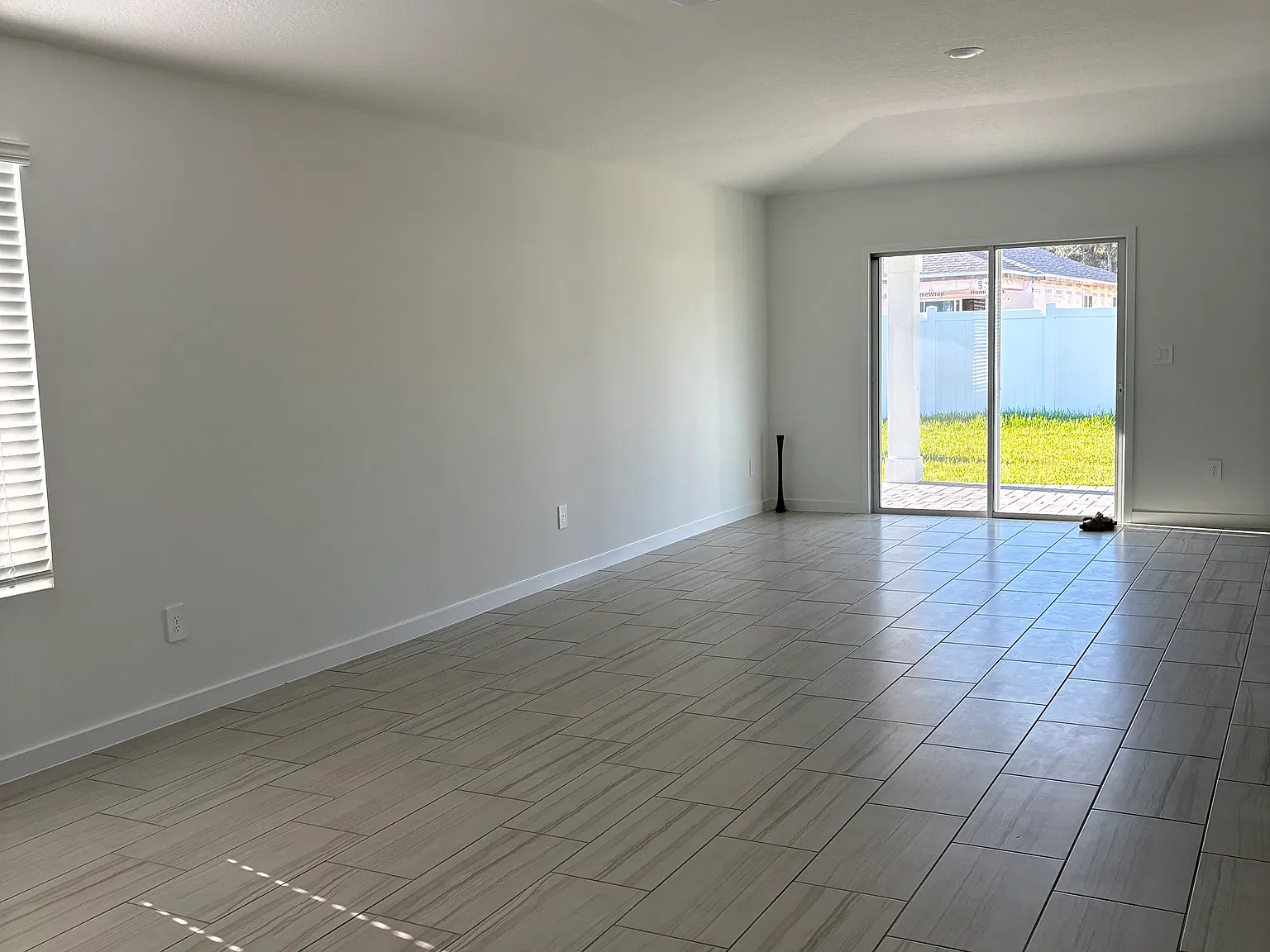 4 bed, 1842 sqft, $2,850 — Photo 3