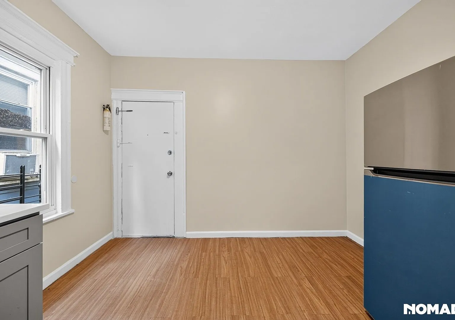 Charming 3BR in East Orange — Photo 3