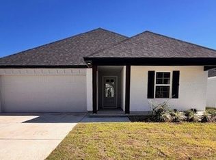 110 Harvest Falls Dr, Broussard, LA 70518