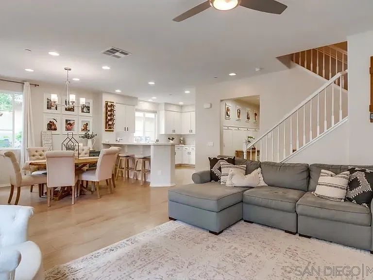 1423 Shearwater St #2 — Photo 14