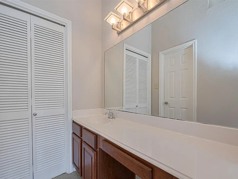 2211 S Kirkwood Rd #19 — Photo 31
