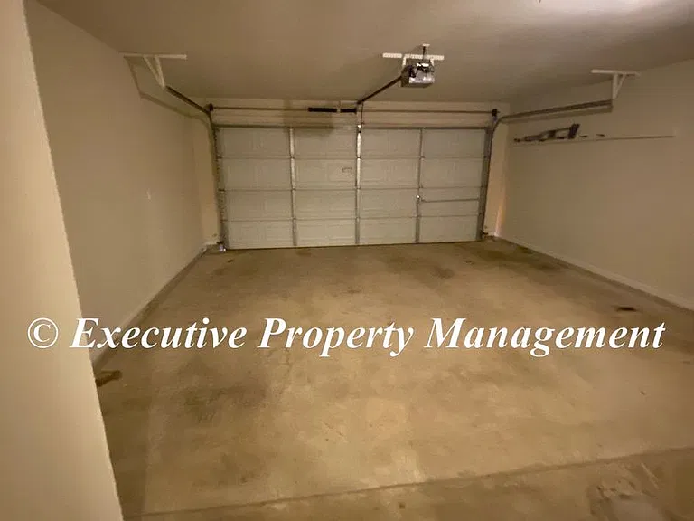 917 Whirlaway Dr — Photo 20