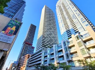 2221 Yonge St #1510, Toronto, ON M4S 0B8