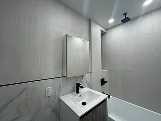 Rented by Tapiro Realty