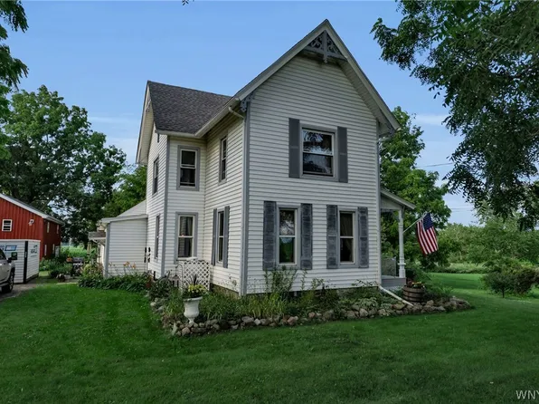 1183 Lewiston Rd, Basom, NY 14013