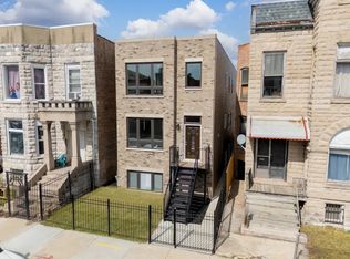 3222 W Warren Blvd #1, Chicago, IL 60624