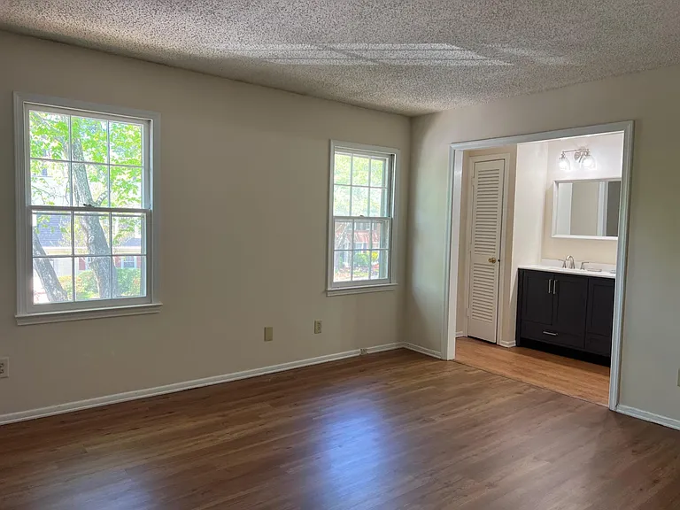 3925 E Valley Ct #G — Photo 17