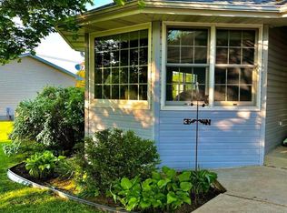 3025 Blue Grass Ln, Swartz Creek, MI 48473