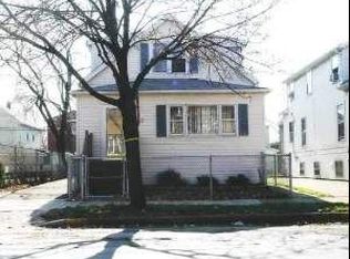 4853 W Addison St, Chicago, IL 60641