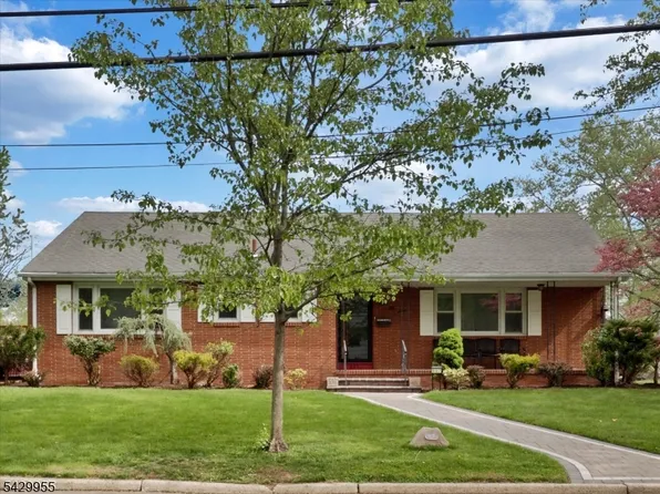 857 Grove St, Rahway City, NJ 07065