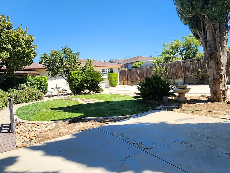 3022 N Francisco Way — Photo 15