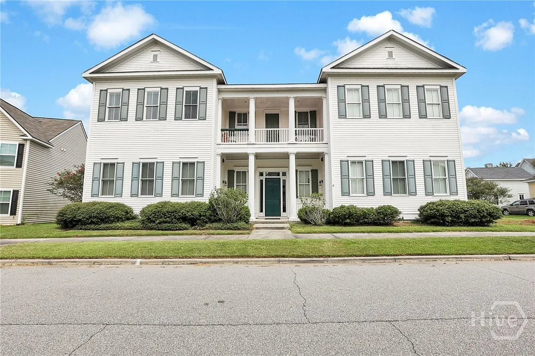 2 bed, 2.0 bath, 1425 sqft, $1,650 — Photo 1