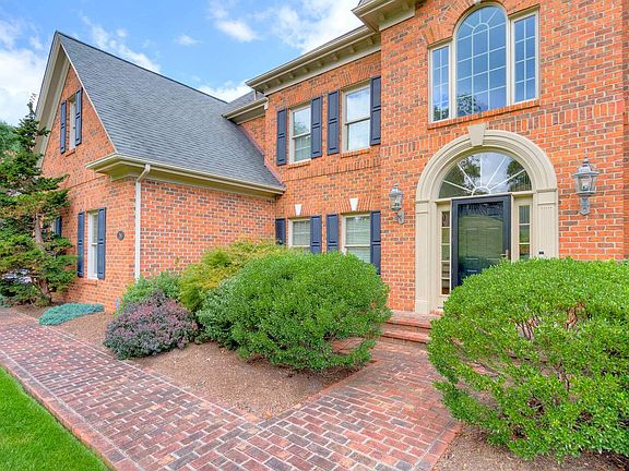 5th image of 206 Mateer Cir