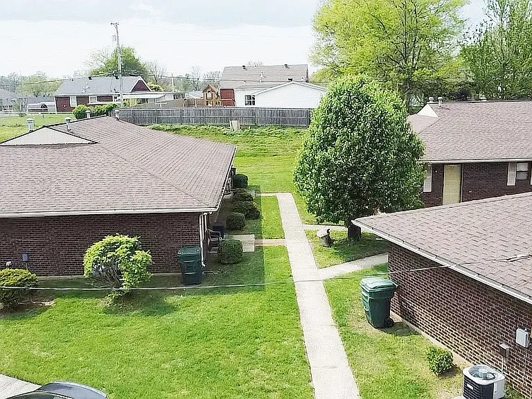922 Pepper Tree Ln #A — Photo 10