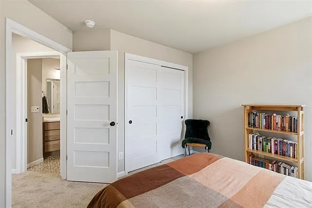 530 Lone Oak — Photo 15