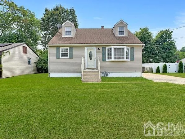 1831 Brunella Ave, Piscataway, NJ 08854