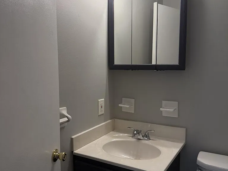 140 Royal Oak Dr #I — Photo 19