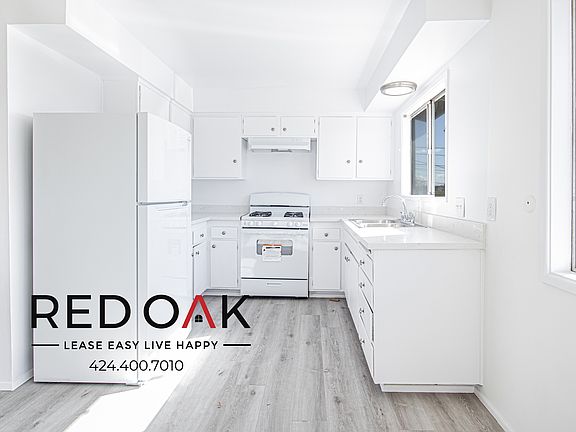 2nd image of 3735 Baldwin Ave #132