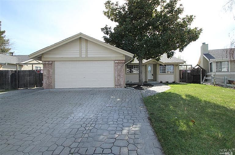 1st image of 130 Longford Ln