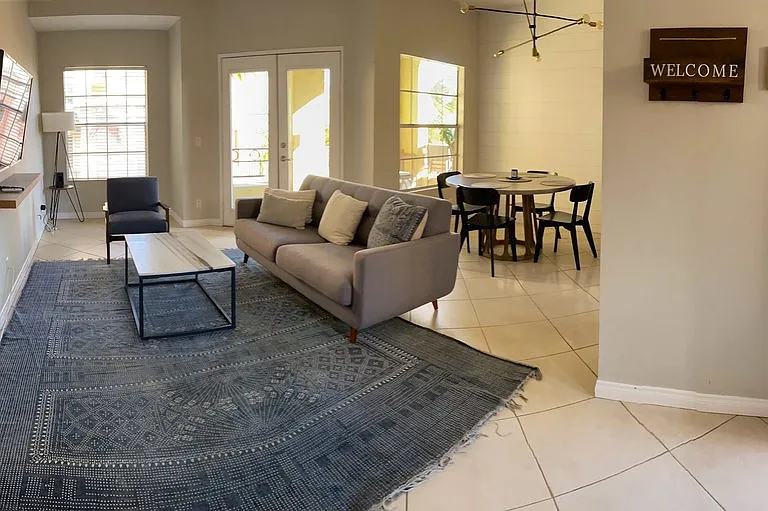 1270 Cleveland Ave #215 — Photo 1