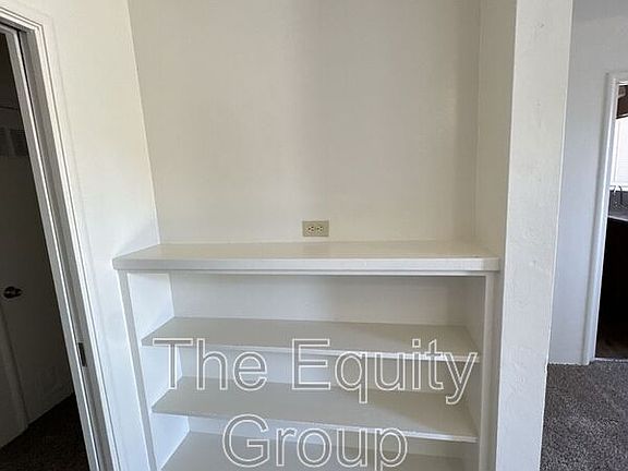 4th image of 301 W Murray Ave #301