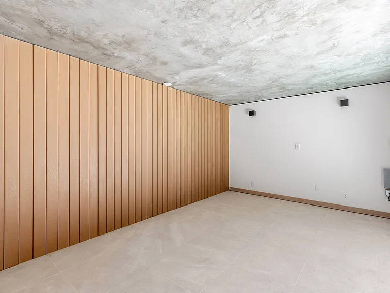 660 Carolina St — Photo 46