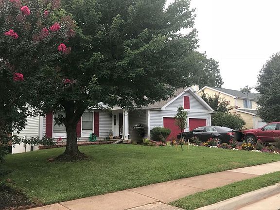 3rd image of 310 Samantha Dr