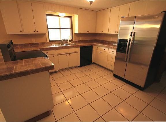 5th image of 4300 379th St