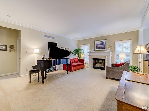 5th image of 563 Boulder River Dr