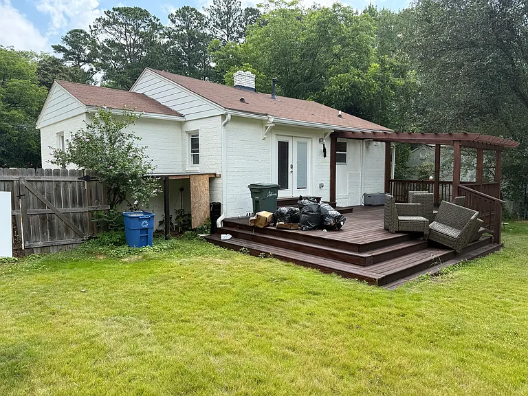 782 S Park Dr — Photo 2