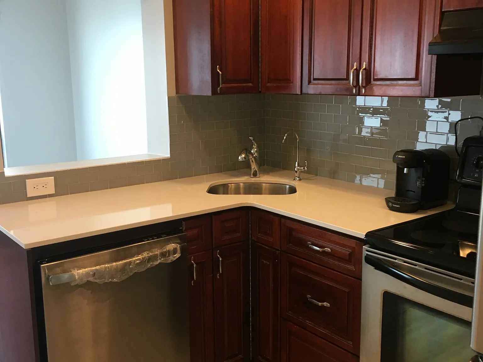 2 bed, 1124 sqft, $1,850 — Photo 3