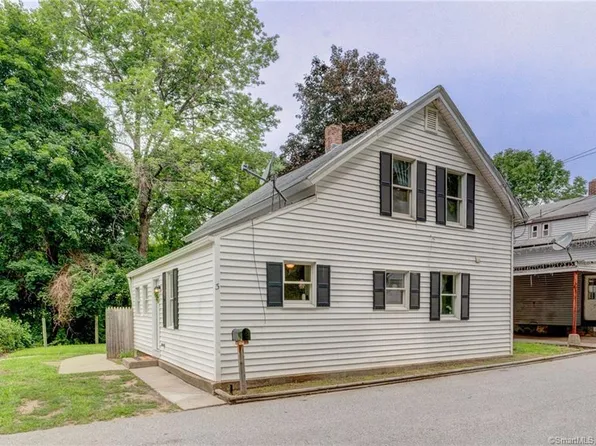 3 Bay Street, Sprague, CT 06330