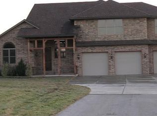 1732 W Copper Creek Rd, Nixa, MO 65714