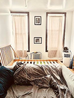 2nd image of 381 Grove St #3R
