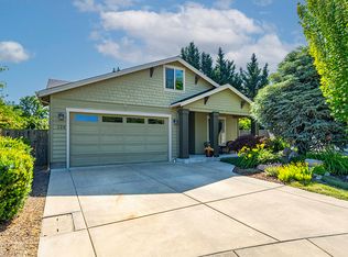 126 Marin Ct, Talent, OR 97540