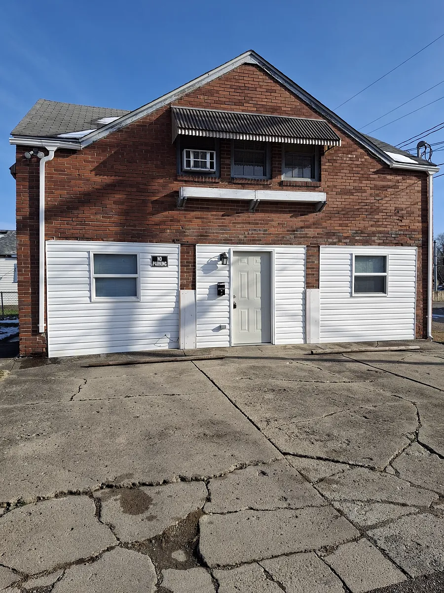 Building Photo - 1707 W 12th St #1