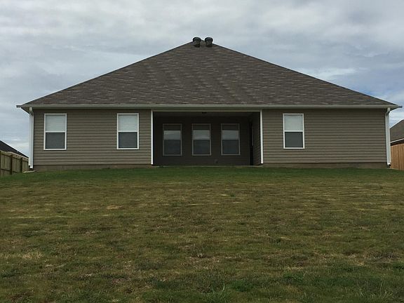 5th image of 409 Driftwood St