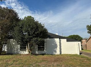 12958 Westleigh Dr, Houston, TX 77077