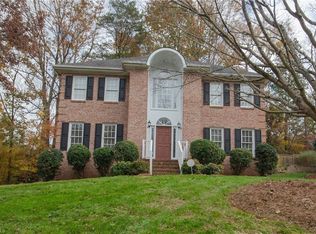 4513 Carriagebrook Ct, Clemmons, NC 27012
