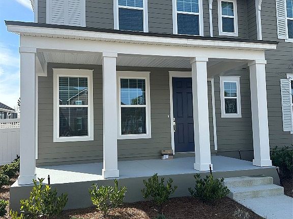 2nd image of 262 Daydream Ave
