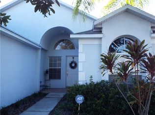 31303 Kirkshire Ct, Zephyrhills, FL 33543