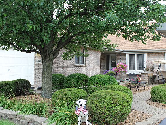 2nd image of 18344 Pinewood Ln