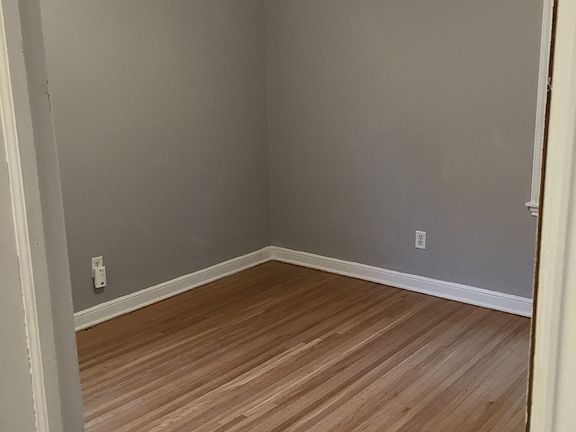 2nd image of 4529 Minnehaha Ave #2