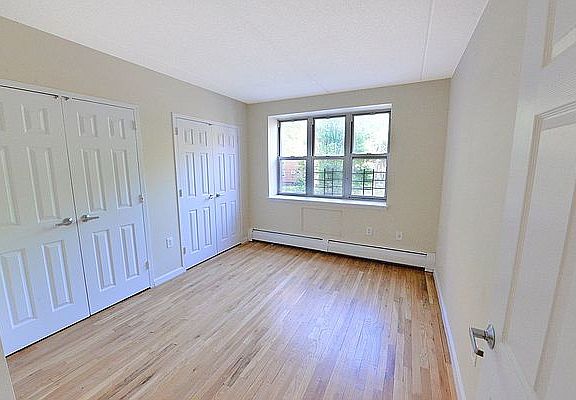 5th image of 138 E 112th St APT 3G