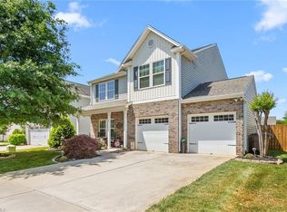 3 Shorthorn Ct, Greensboro, NC 27405