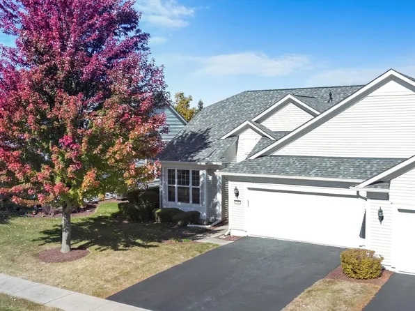 1610 Countryside Dr, Shorewood, IL 60404