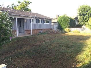 594 Woodlie Dr, Red Bluff, CA 96080